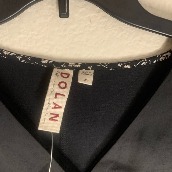 Size XS Anthropologie WOMEN Oversized relaxed pullover Dolan Black V-Neck Blouse - Picture 7 of 7